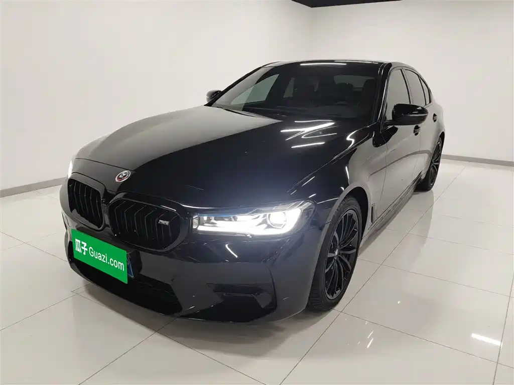 BMW 5 Series 2020 — фото 1