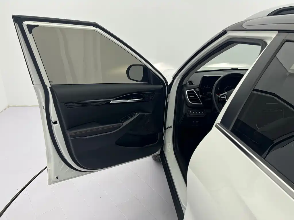 Kia KX3 Proud Running 2022 — фото 15