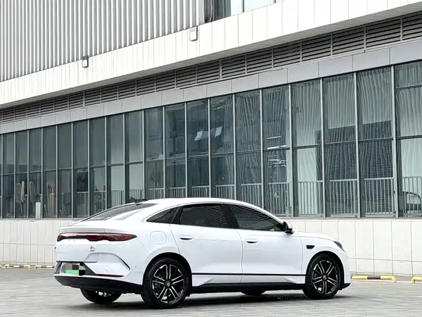 BYD Qin L 2025