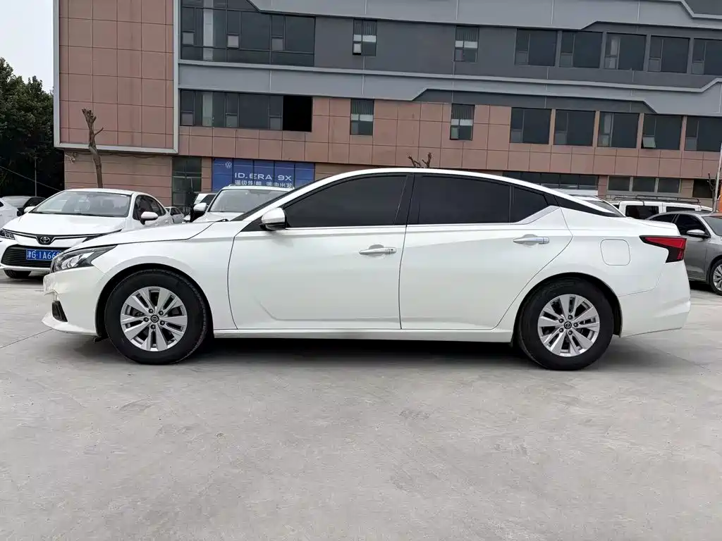 Nissan Teana 2020