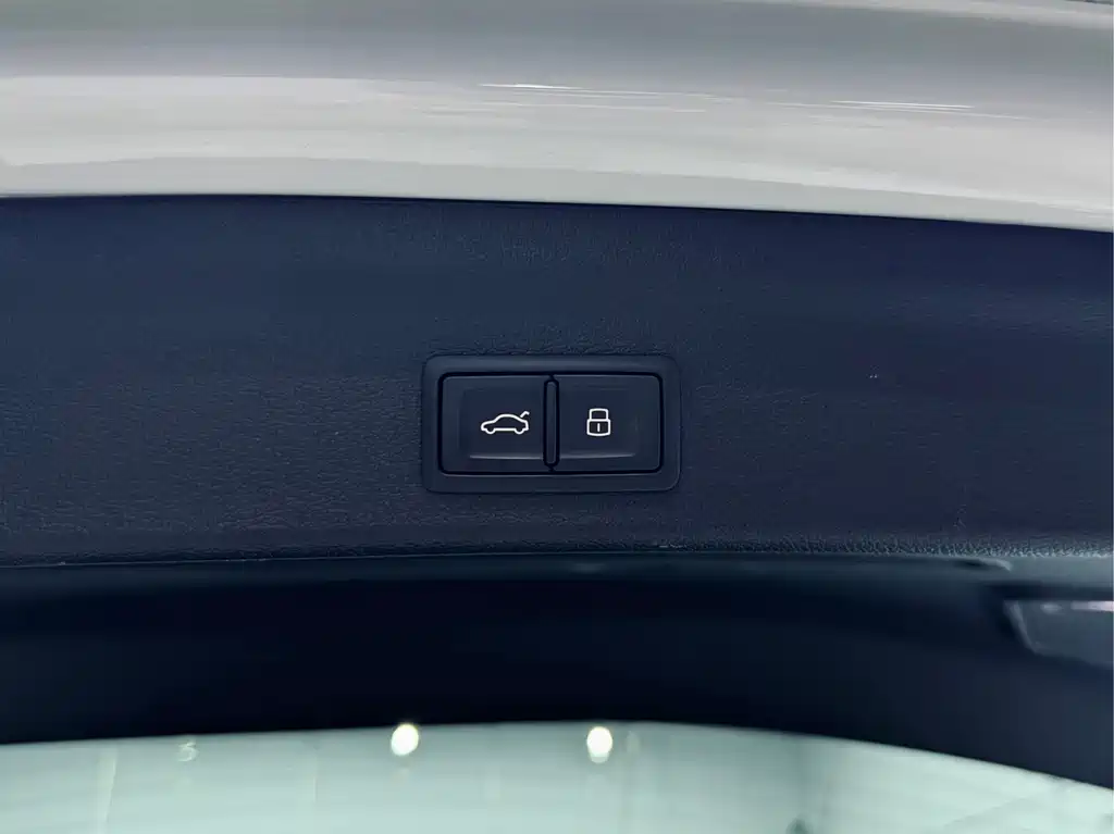 Audi Q3 2022 — фото 24