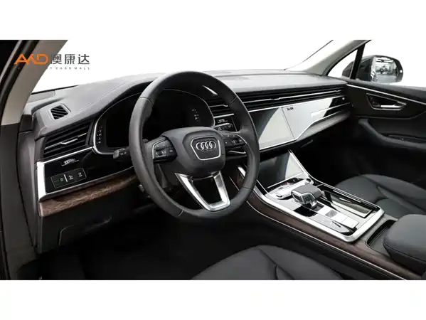 Audi Q7 2024