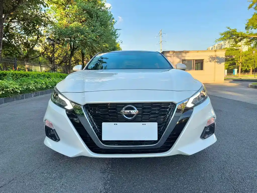 Nissan Teana 2021