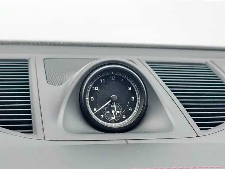 Porsche Macan 2023 — фото 15