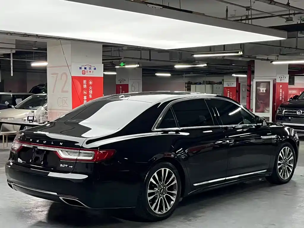 Lincoln Continental 2017 — фото 4
