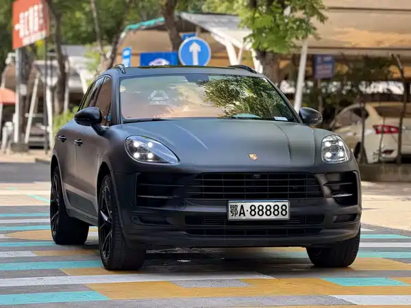 Porsche Macan 2020