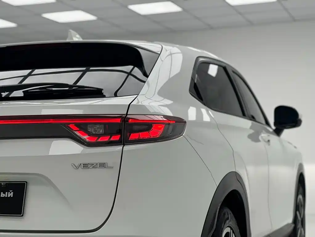 Honda Vezel 2023 — фото 10