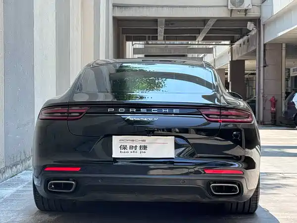 Porsche Panamera 2019