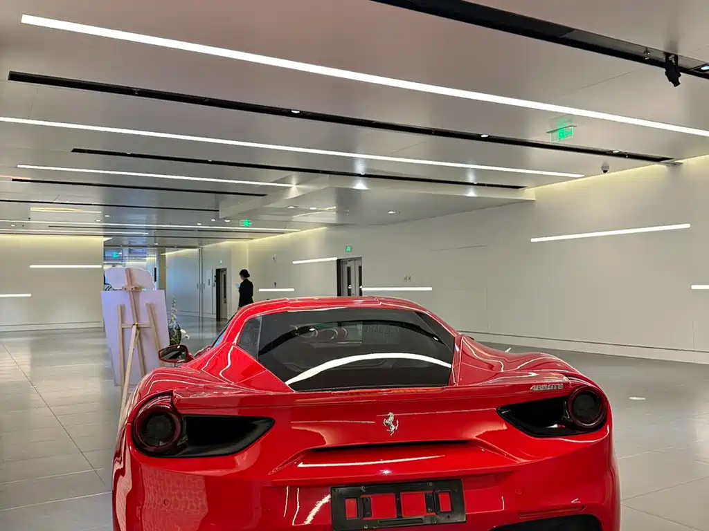 Ferrari 488 2016 — фото 3