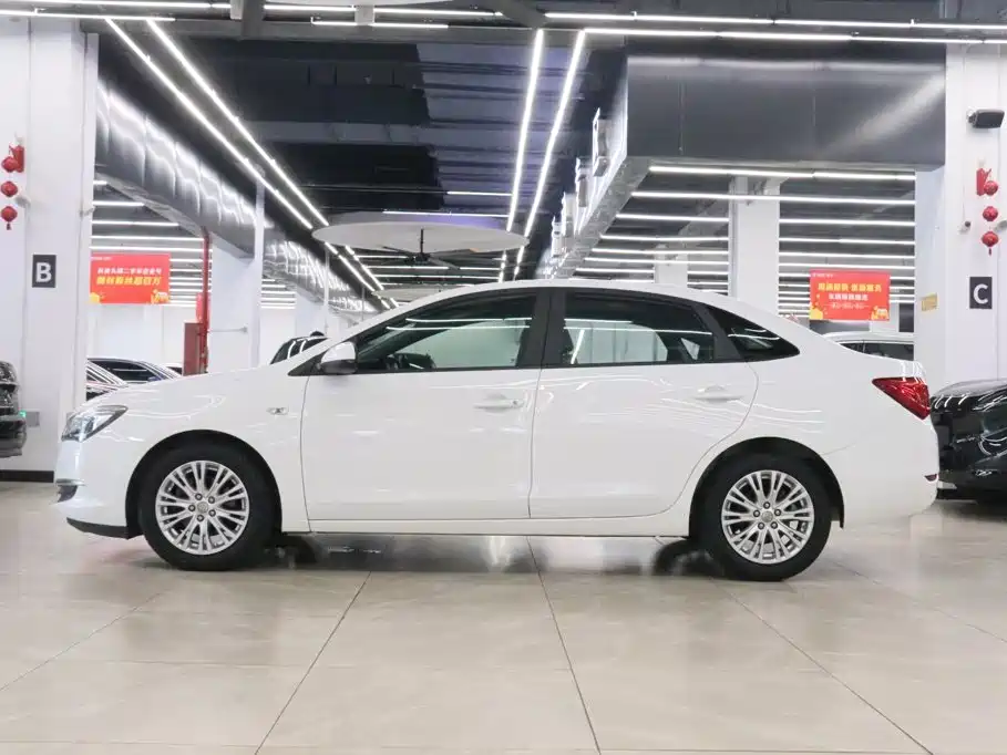 Buick Excelle 2015