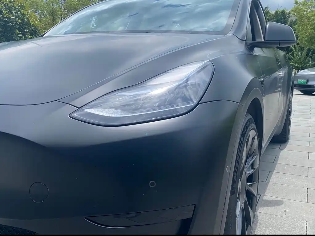 Tesla Model Y 2022 — фото 12