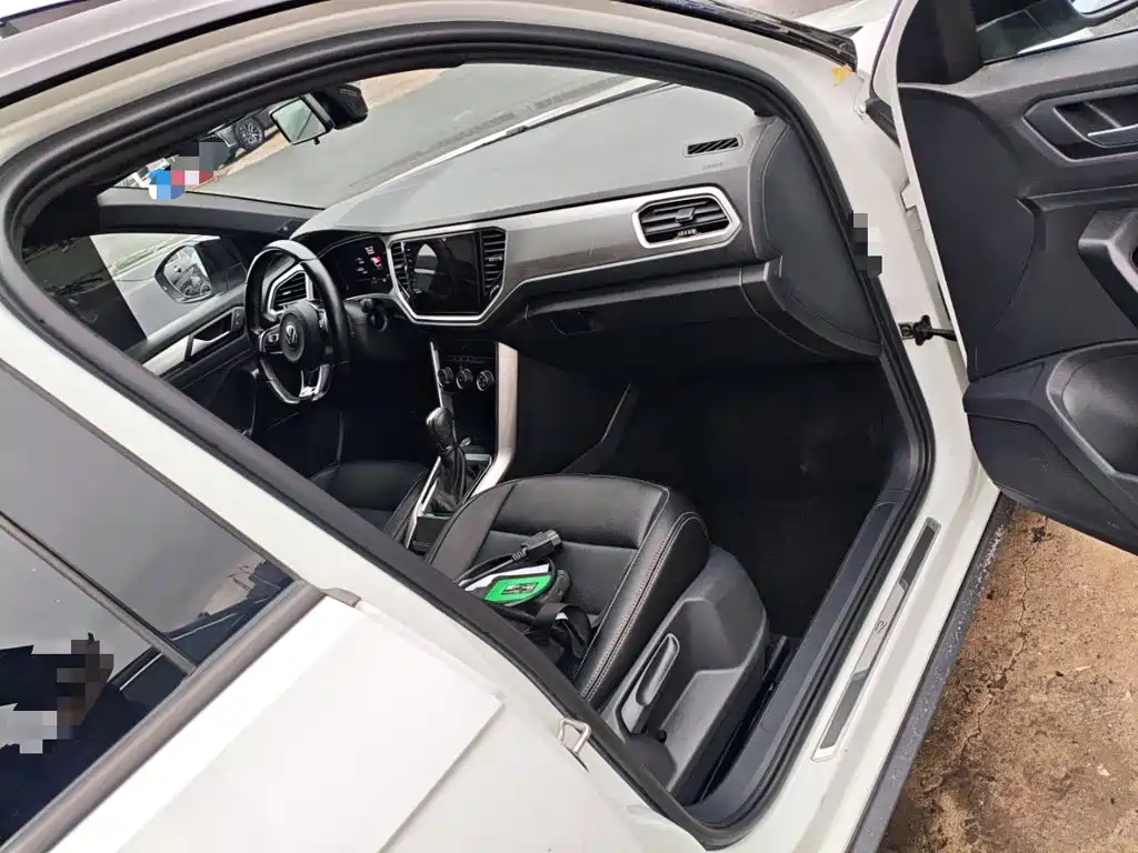 Volkswagen T-Roc 2021 — фото 19
