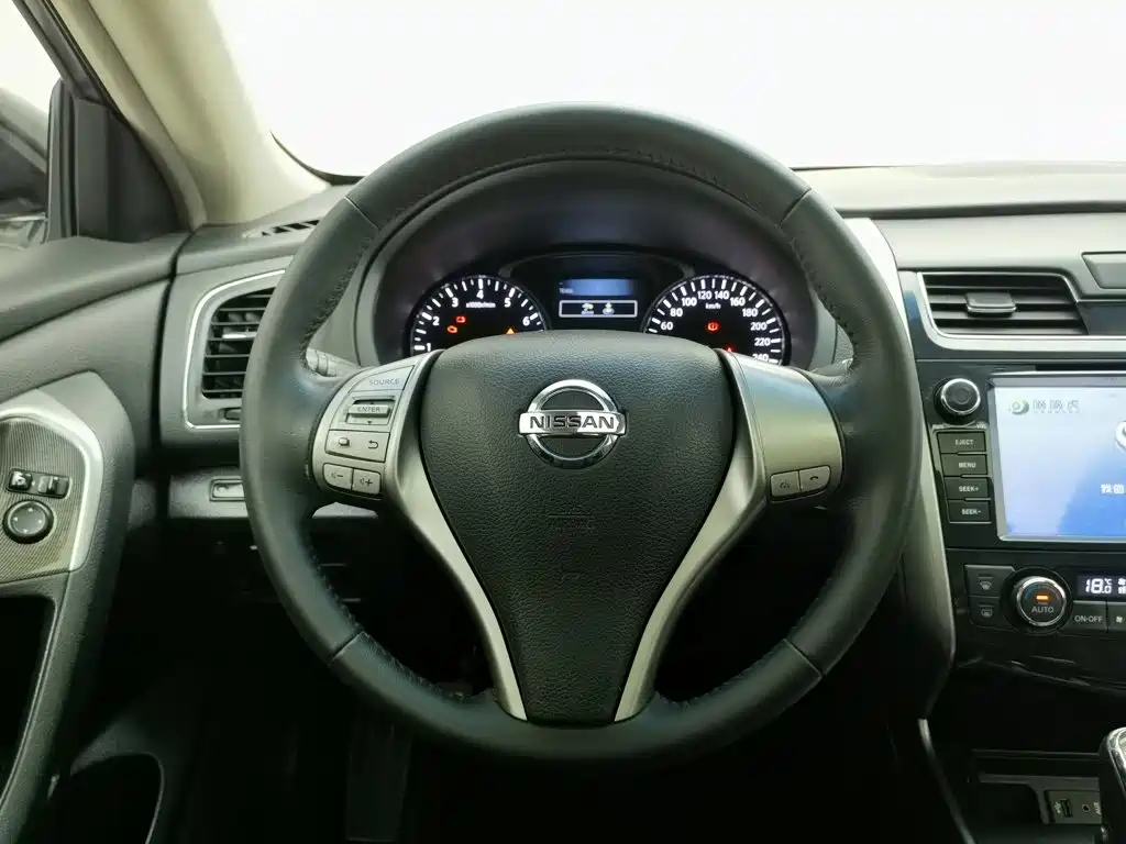 Nissan Teana 2015 — фото 11