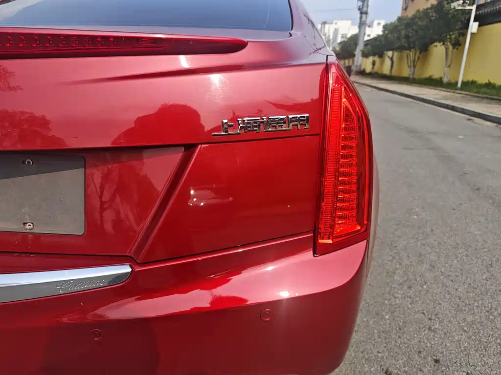 Cadillac ATS-L 2015 — фото 16