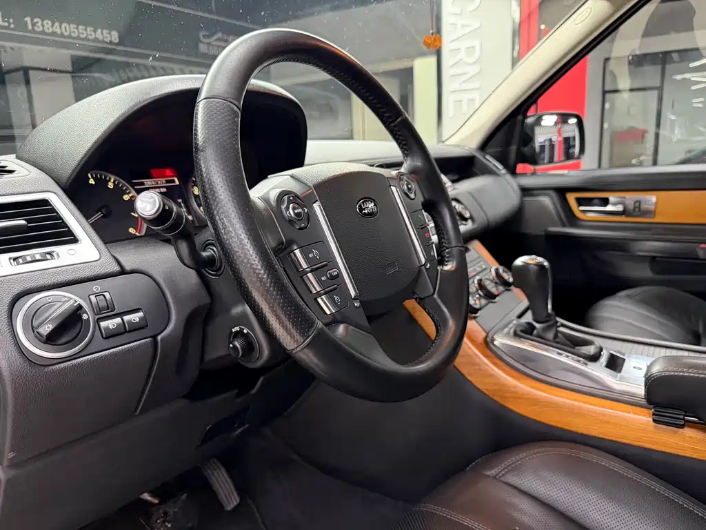 Land Rover Sport 2013 — фото 10