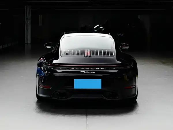 Porsche 911 2025