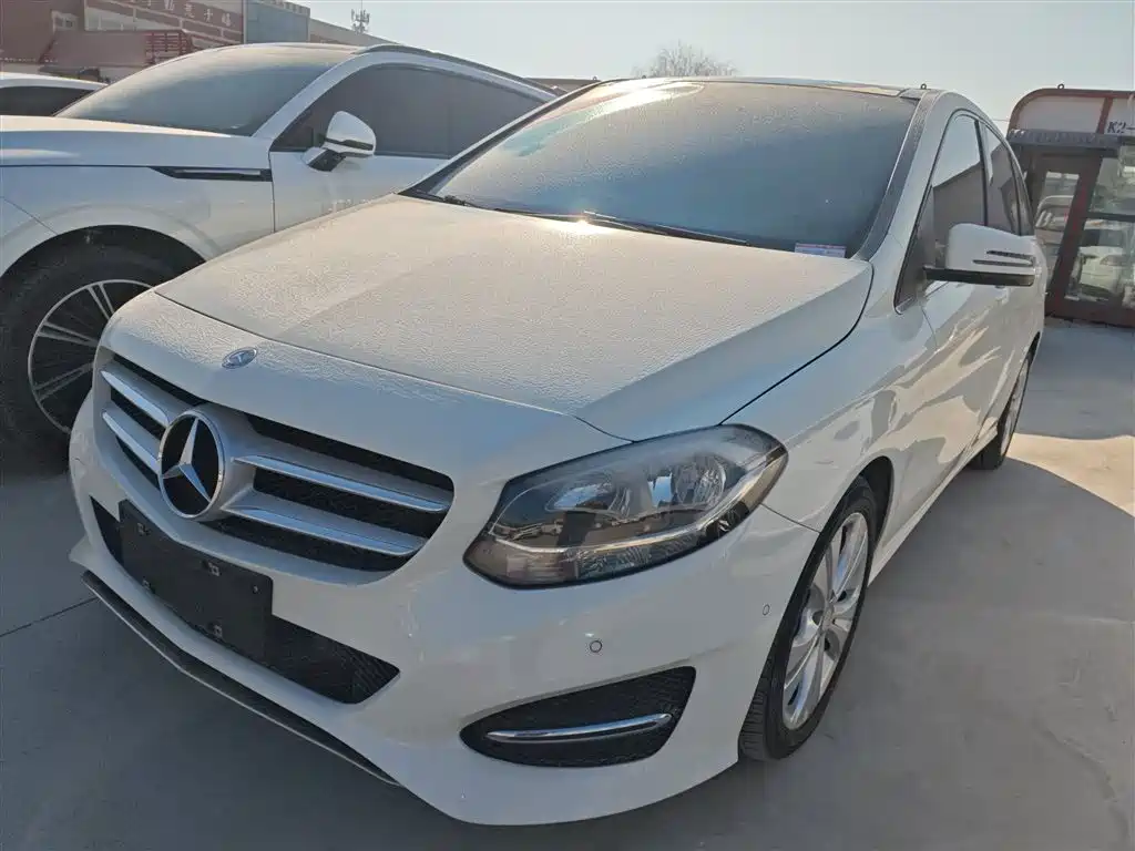 Mercedes-Benz B-Class 2017 — фото 2
