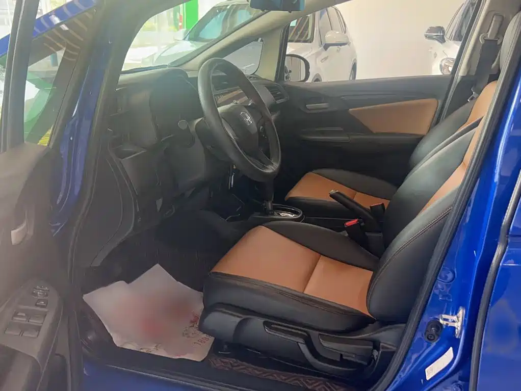 Honda Fit 2019 — фото 9