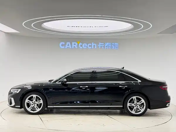 Audi A8 2023
