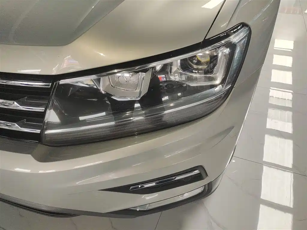 Volkswagen Tiguan L 2020 — фото 24