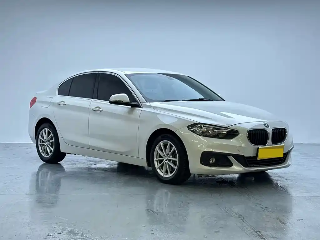 BMW 1 Series 2017 — фото 3