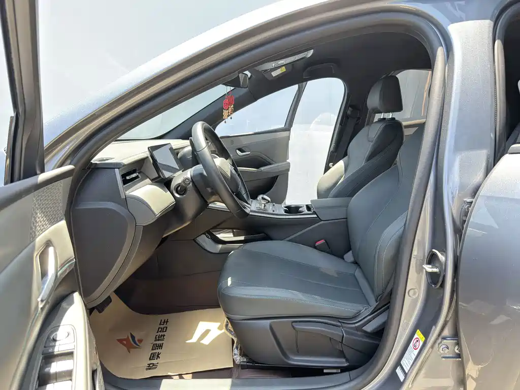 BYD Qin PLUS 2025 — фото 8
