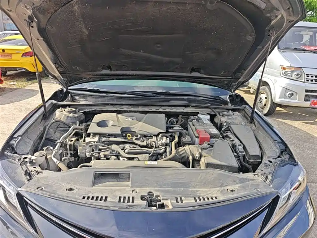 Toyota Camry 2023 — фото 19