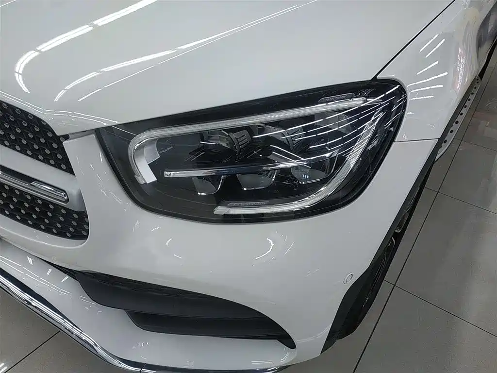 Mercedes-Benz GLC 2019 — фото 18