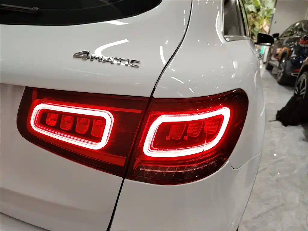 Mercedes-Benz GLC 2021 — фото 24