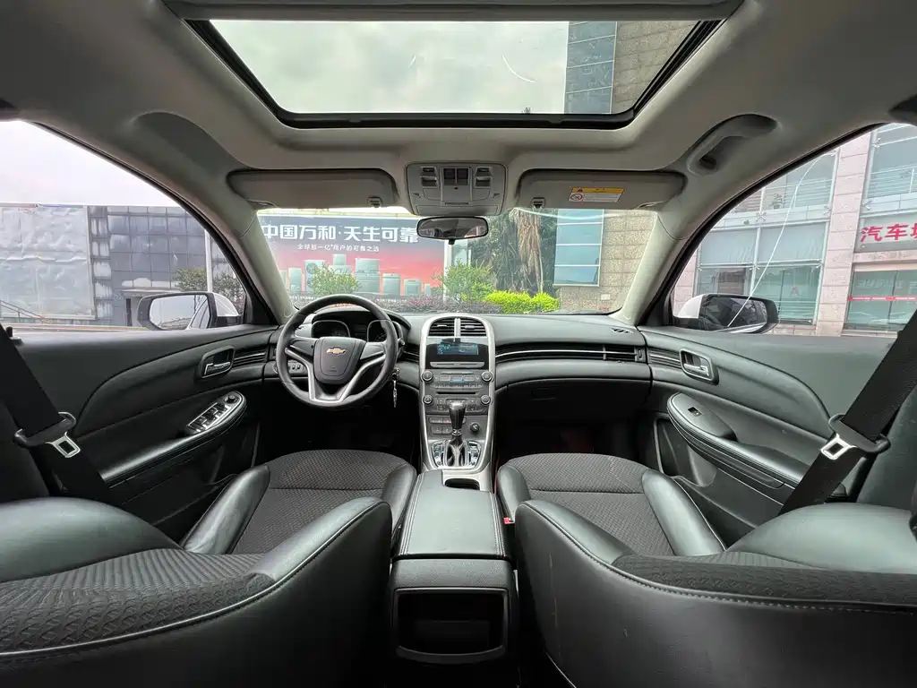Chevrolet Malibu 2015 — фото 13