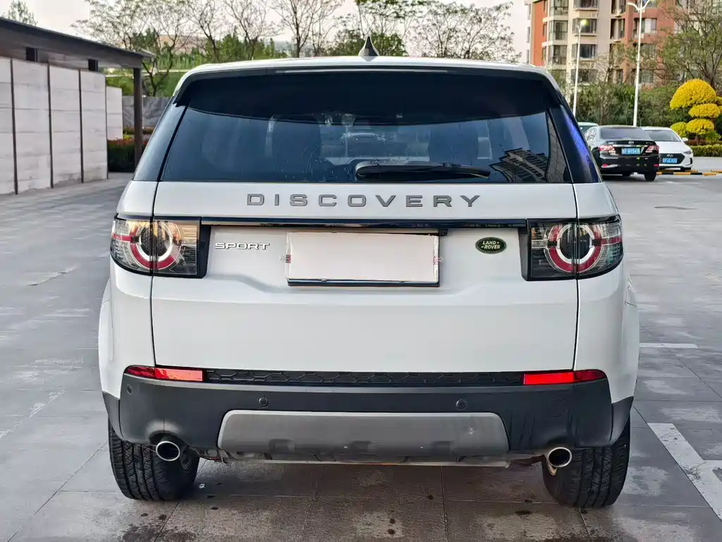 Land Rover Discovery Sport 2018 — фото 4
