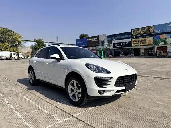 Porsche Macan 2016