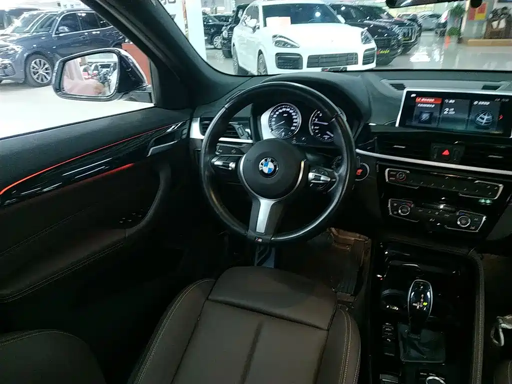 BMW X2 2020 — фото 11
