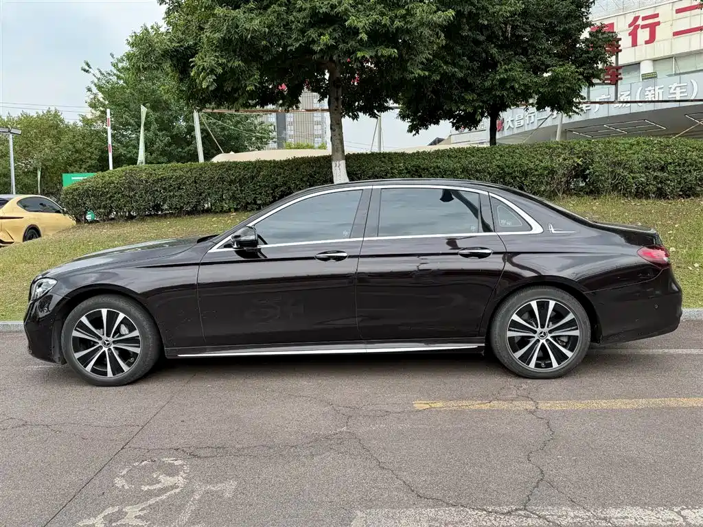 Mercedes-Benz E-Class New Energy 2022 — фото 3
