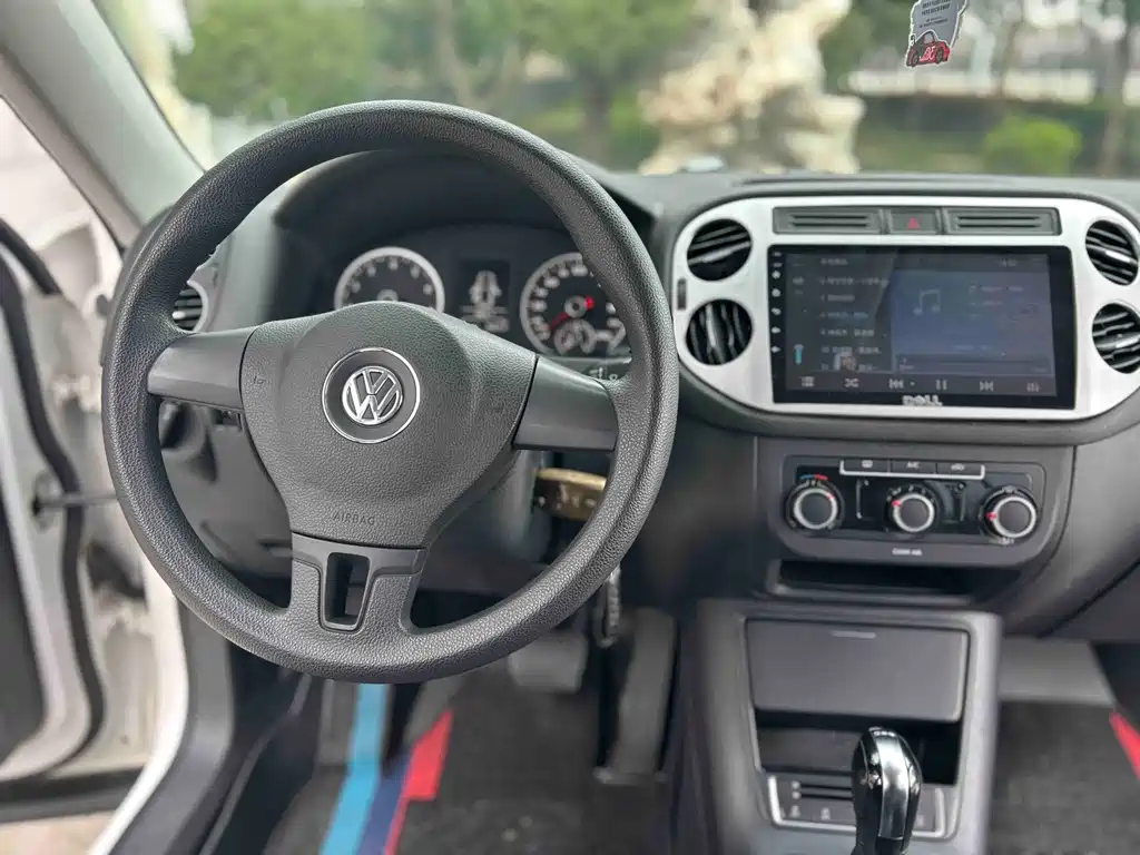 Volkswagen Tiguan 2018 — фото 9