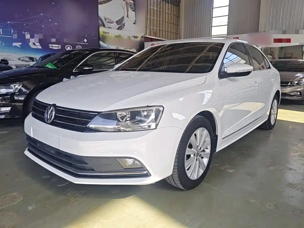 Volkswagen Sagitar 2015 — фото 1