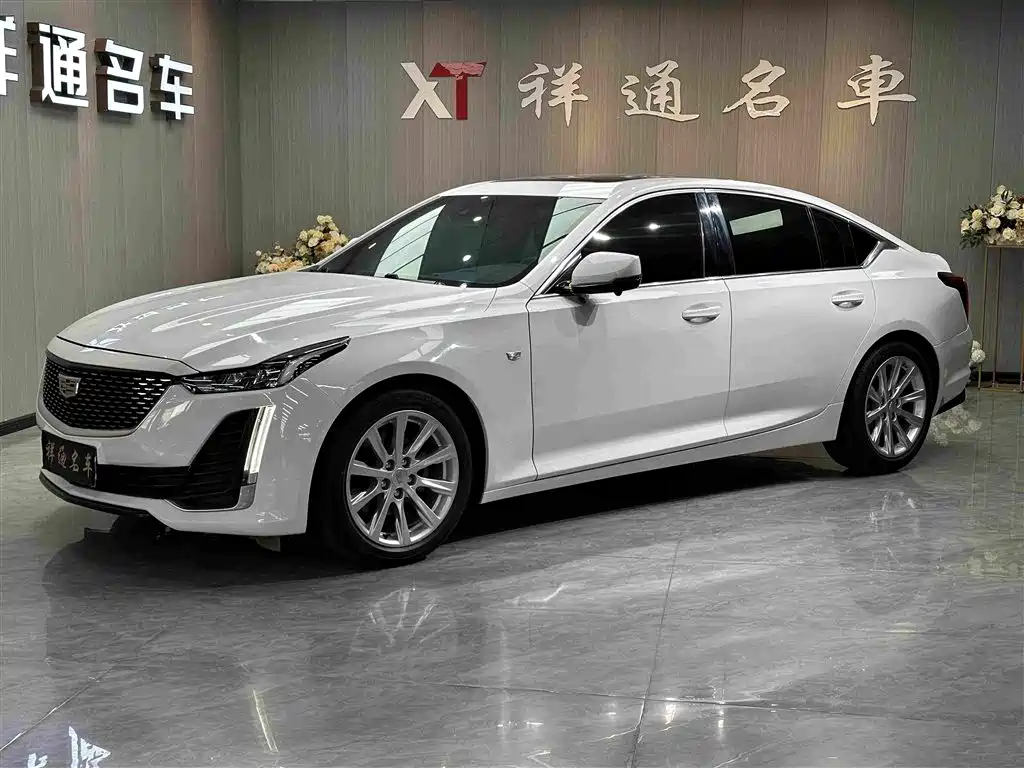 Cadillac CT5 2021 — фото 1