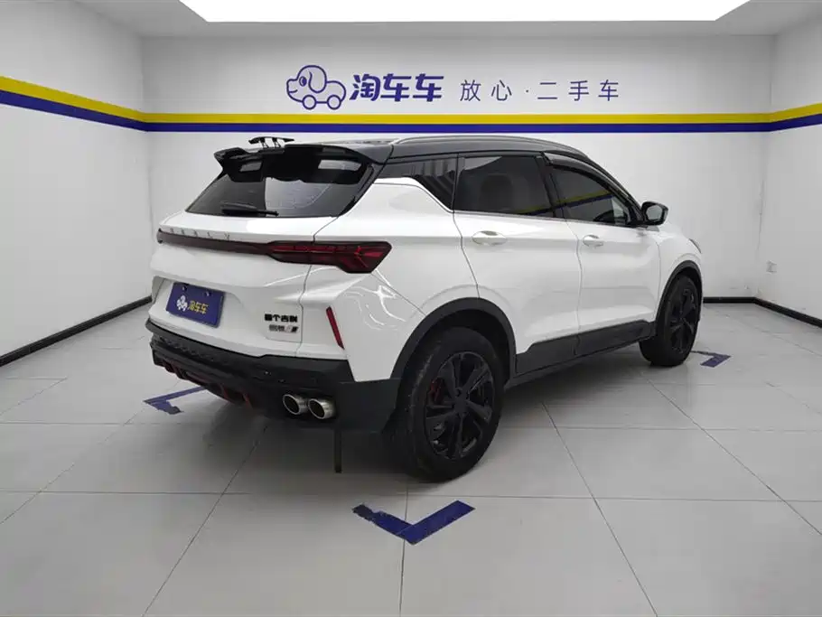 Geely Binyue 2022
