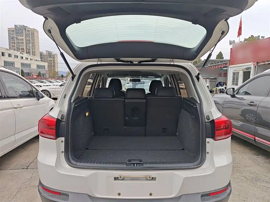 Volkswagen Tiguan 2017 — фото 19