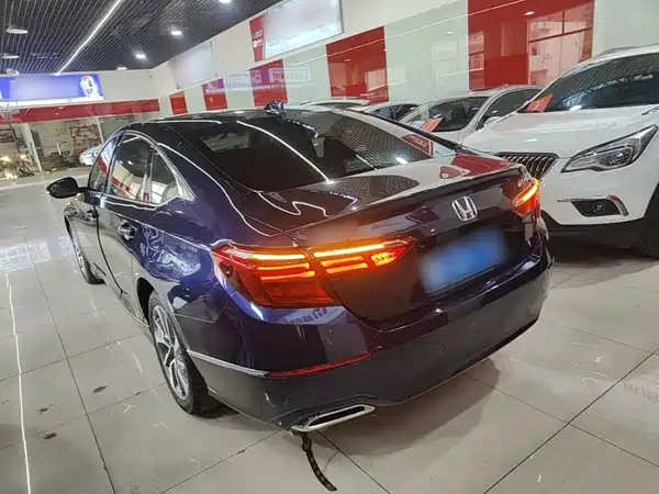 Honda Inspire 2020