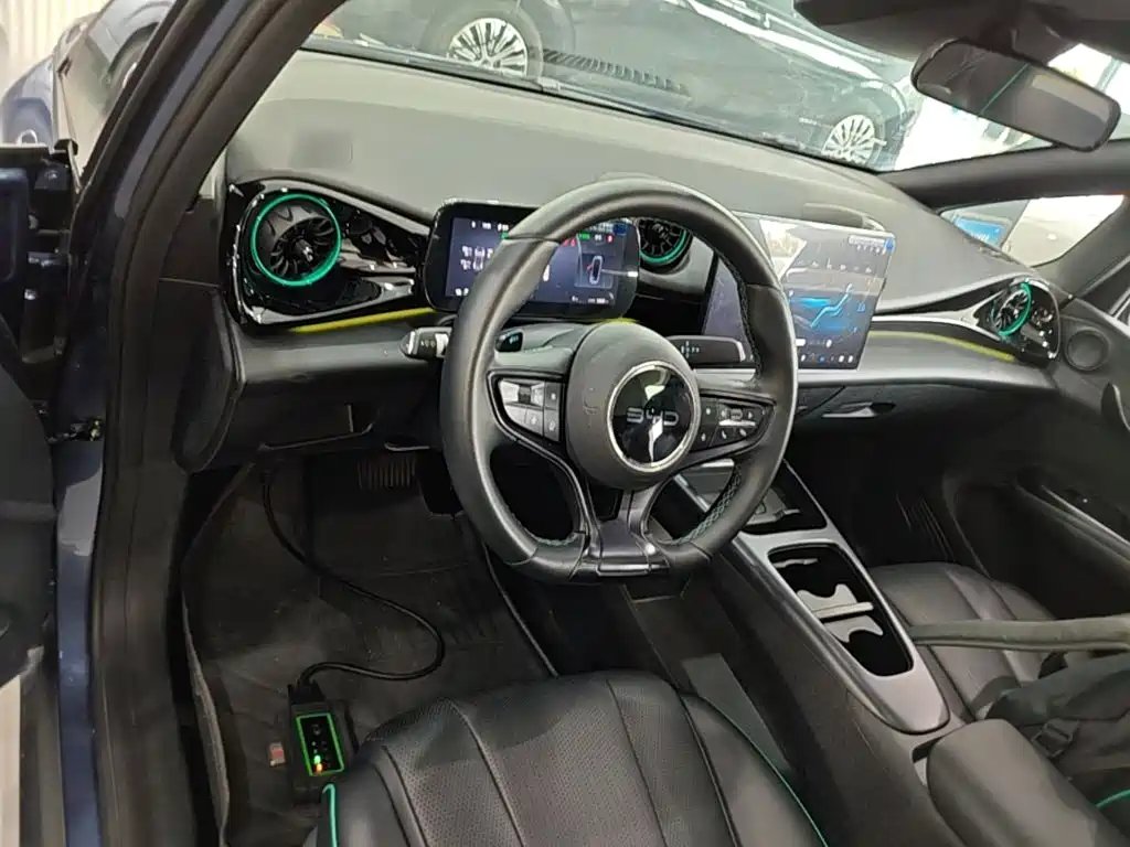 BYD Dolphin 2025 — фото 11