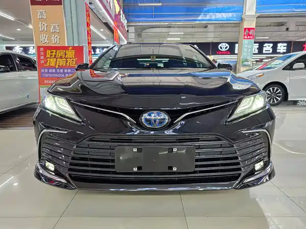 Toyota Camry 2022