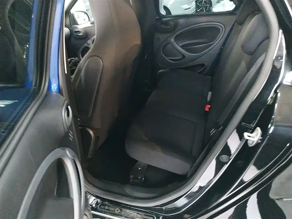 smart Forfour 2018 — фото 13