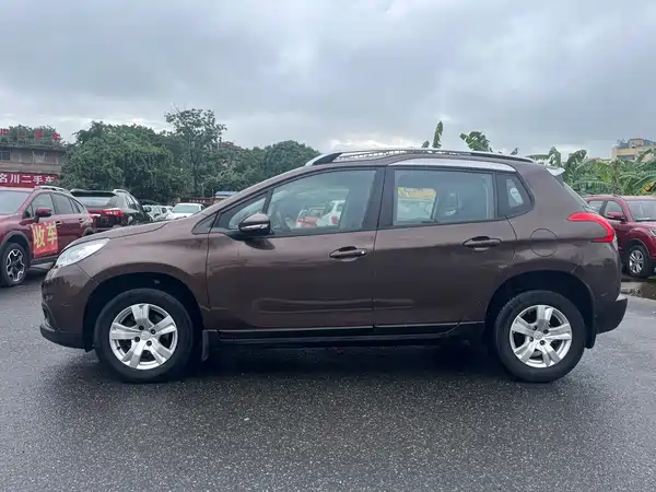 Peugeot 2008 2014