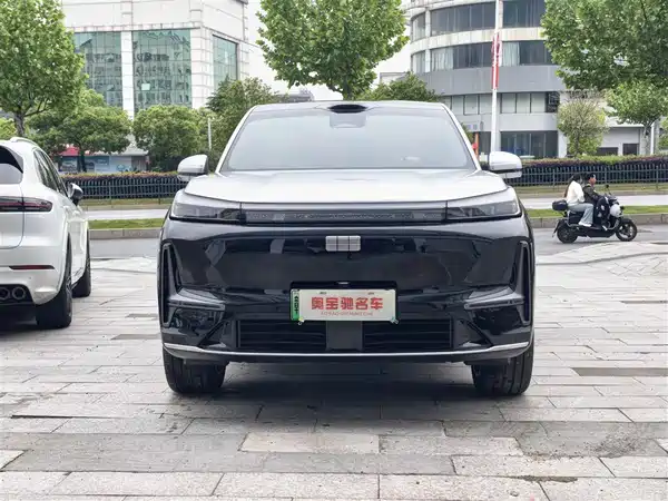 Geely Galaxy M9 2025