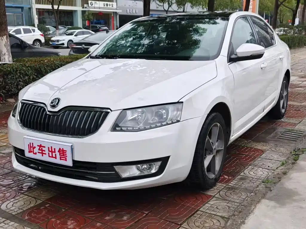 Skoda Octavia 2016 — фото 1