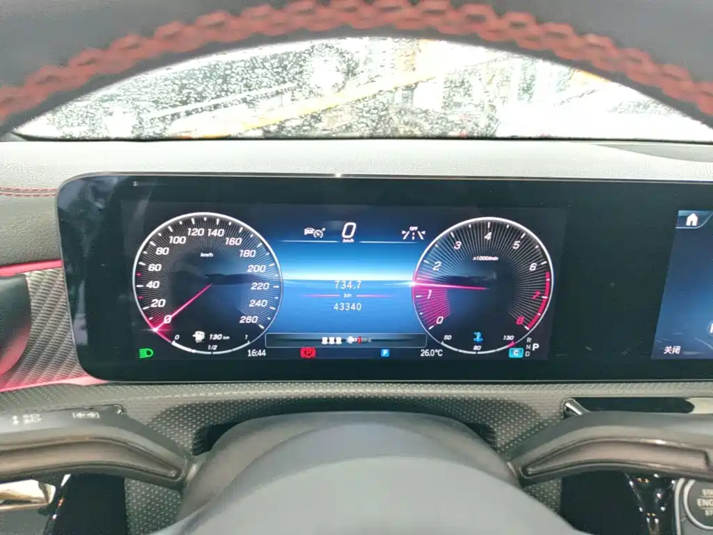 Mercedes-Benz A-Class 2023 — фото 12
