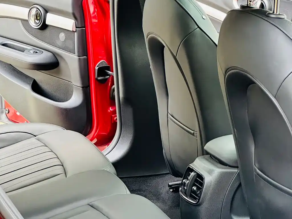 MINI Clubman 2021 — фото 18