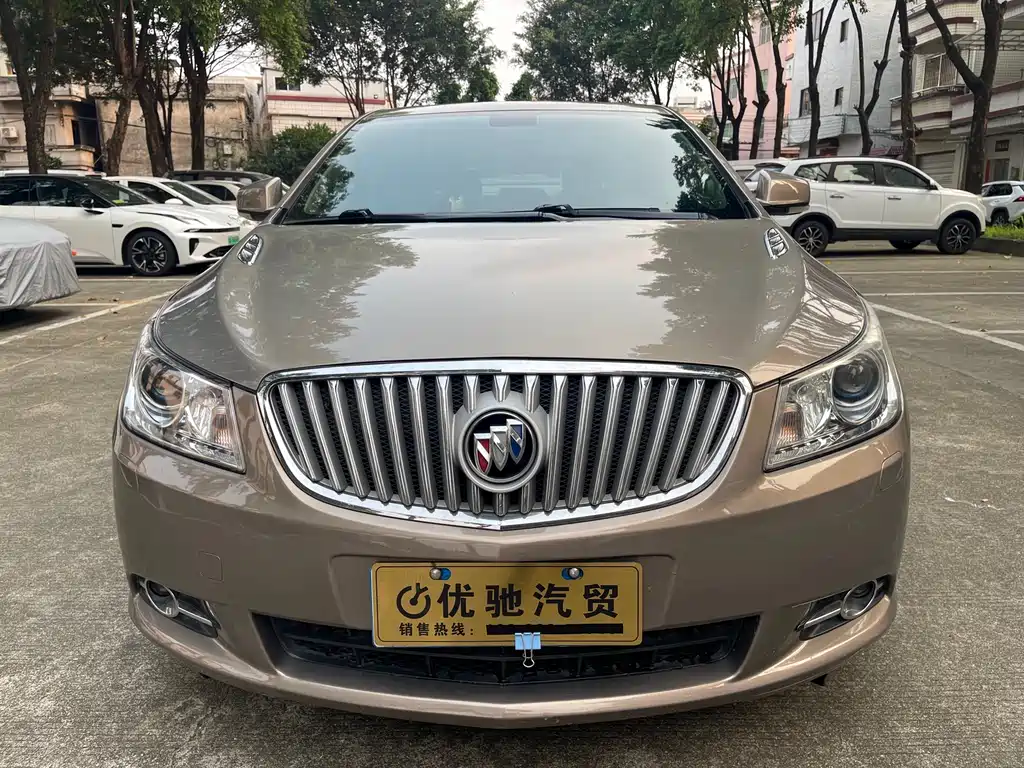 Buick LaCrosse 2013 — фото 2