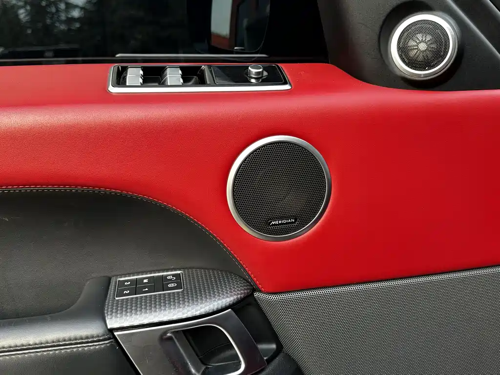 Land Rover Sport 2020 — фото 12